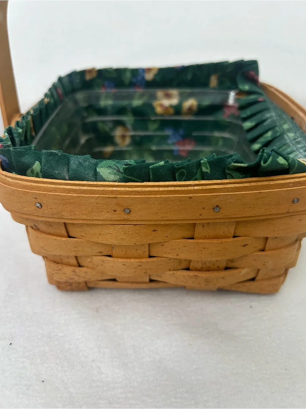 Longaberger 1996 Berry Basket with Emerald Vine Liner & Protector